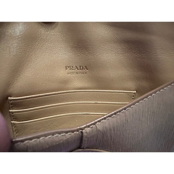 Prada Milano Envelope Clutch Wallet Womens Leather Beige Textured Gold Logo - Picture 4 of 9
